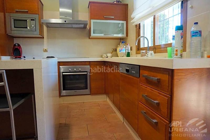 Foto 49713aed-e381-475f-a95c-0496fd80ff36. Casa amb piscina a Las Vegas - Campoaras Lucena