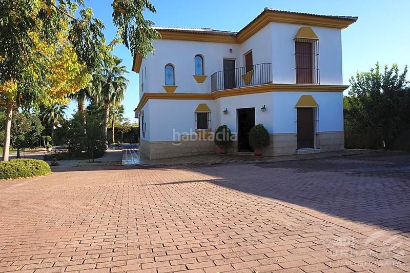 Foto 9e6c2936-ae24-4b2a-a3e3-fd8b53a588b6. Casa amb piscina a Las Vegas - Campoaras Lucena