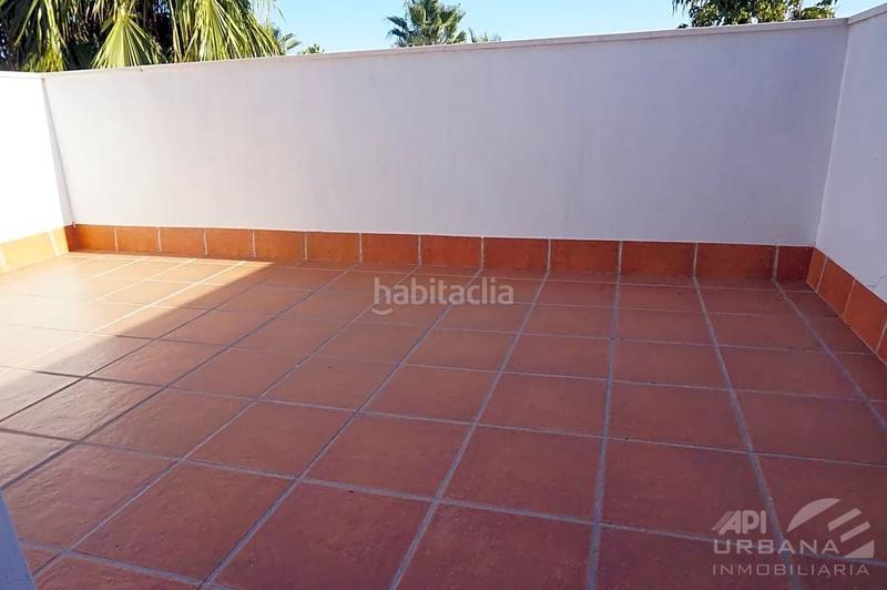 Foto eb010256-7ad1-4e53-83a3-88cb29fff1aa. Casa amb piscina a Las Vegas - Campoaras Lucena