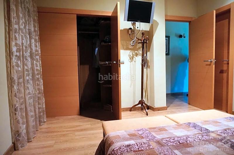 Foto f7416dd0-f28e-4919-a8d1-1551601805dc. Casa amb piscina a Las Vegas - Campoaras Lucena