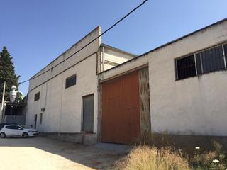Lloguer Nau industrial a El Valle. 2.100 m2 construidos de una nave escrituras solo de suelo.