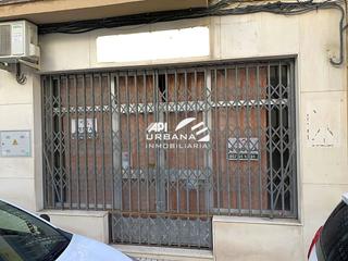 Business premise in Catalina Marín