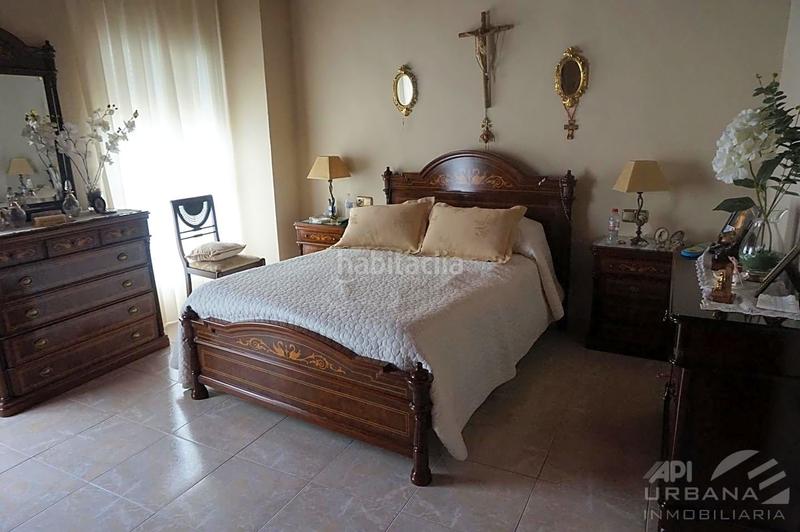 Foto 4d68045f-6b92-45f1-8f8d-764a59638c7e. Casa en Centro Lucena