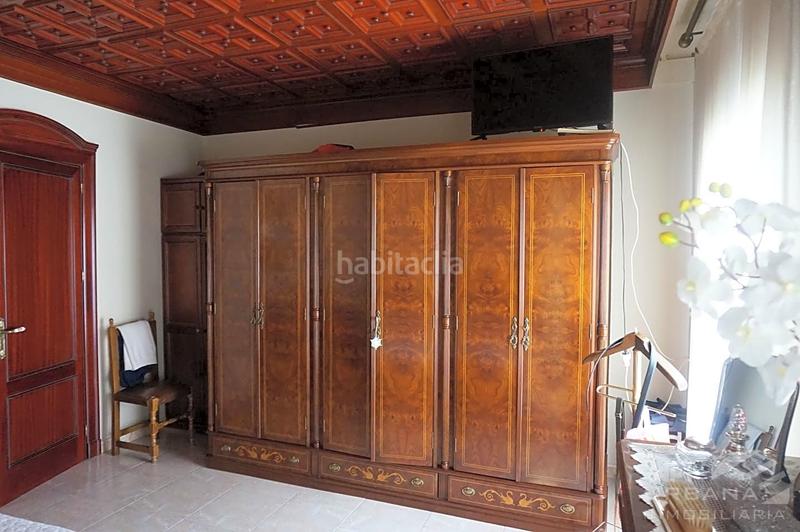 Foto 5990613b-64b0-47f9-a7e5-cc3a69cc005a. Casa en Centro Lucena