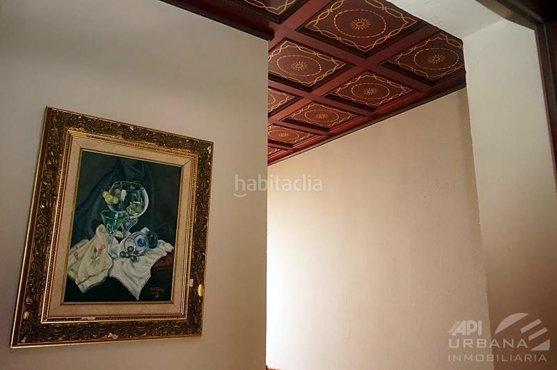 Foto 98c8a88b-3f15-49e5-8e4e-910a9c378424. Casa en Centro Lucena