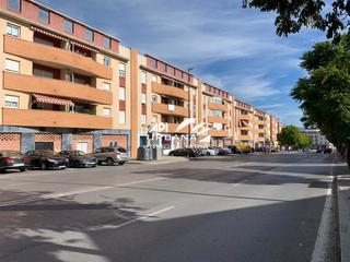 Local Comercial en Avenida de la Guardia Civil