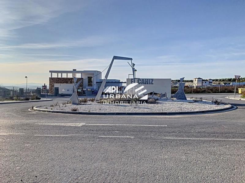 Foto a5c6c91e-201c-45e5-b2c7-4af89d7e53eb. Terreno residencial este terreno se encuentra en avenida del sistema solar, 14900, , córdoba, en la zona del urbanización el cahiz. es un terren en Lucena