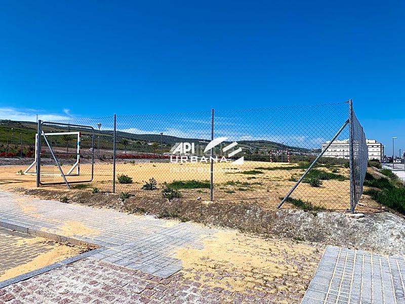 Foto 13a1a884-64a9-4ebf-9b10-fa2359ce8b69. Terreno residenziale in Poleares Lucena