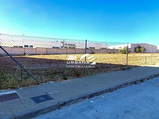 Terreny residencial  Avenida de la rioja. Dos suelos disponibles, con superficies de 1163m2 y fachada de 2