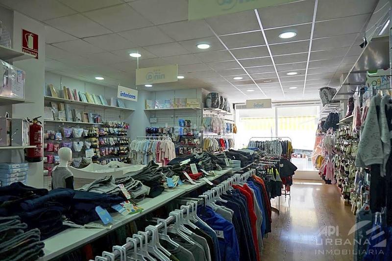 Foto 84bfacf8-d80f-4c5e-a055-0d00fb827557. Local comercial en Centro Lucena