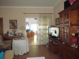 Casa  Calle pp. Chalet de 200m2 en planta baja comedor baño aseo 2 porches pisci