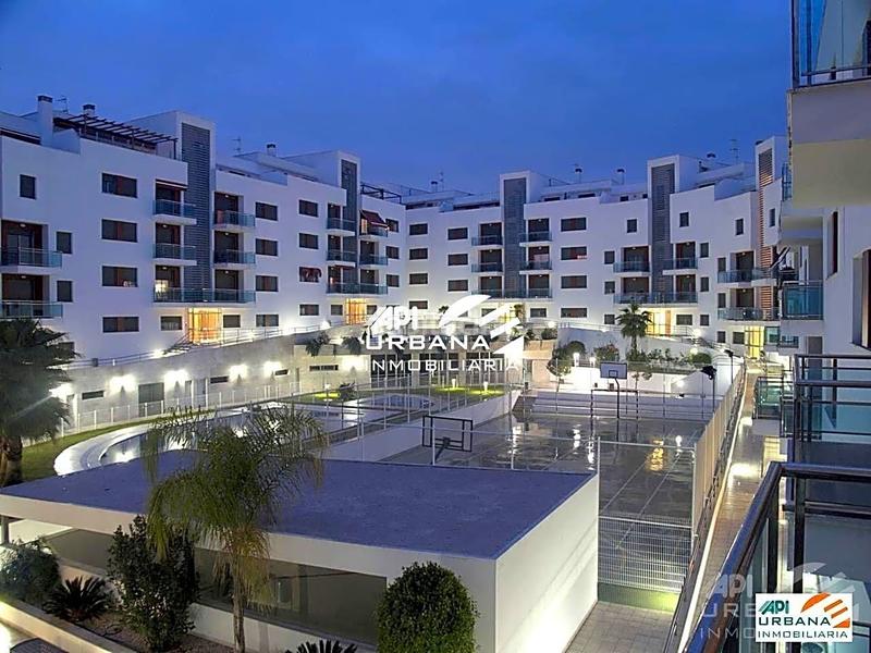 Foto 45aabcaf-fccb-456f-b0ff-c094d40ada83. Attico con piscina in El Valle Lucena