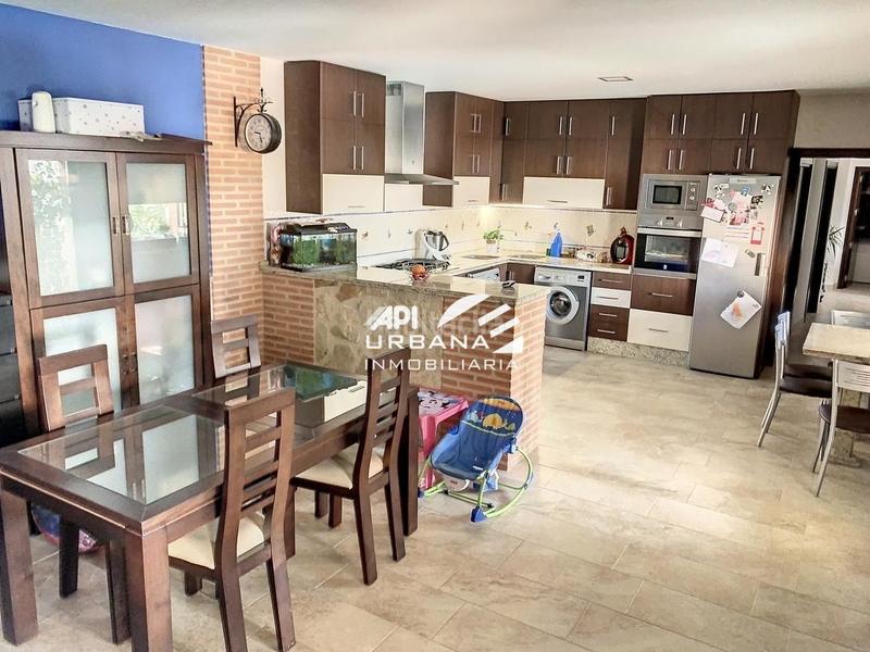 Foto 8273567a-9b65-42b4-a852-fa5f471e3b46. Casa amb piscina a Poleares Lucena