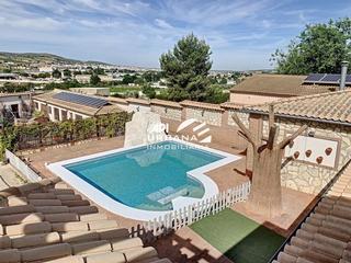 Casa  Calle pp-n2. Chalet en parcela de 1050m2, consta en planta baja de amplio sal