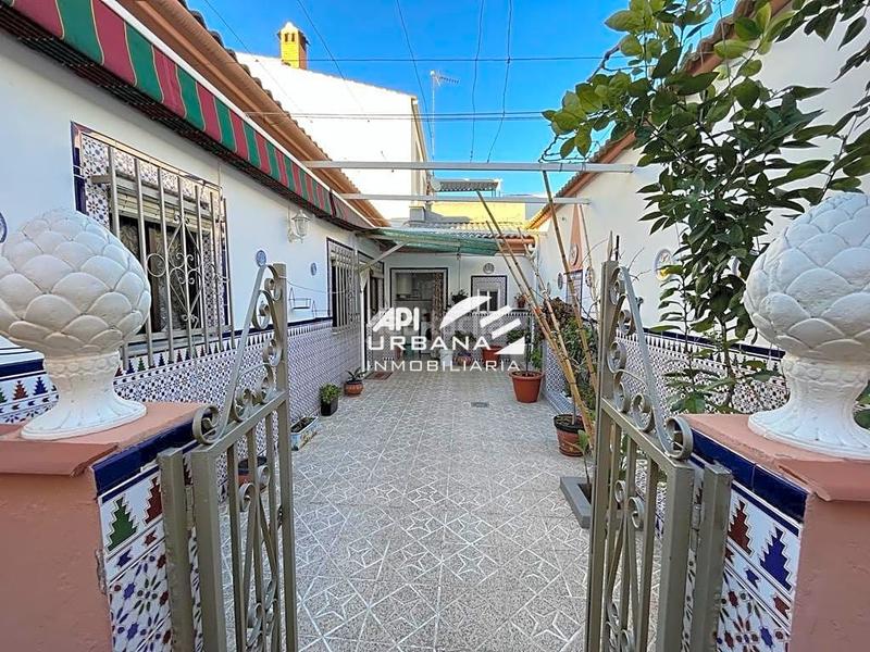 Foto d500f72e-22c6-48b5-9bab-03639cb7648c. Casa amb aparcament a Navas del Selpillar Lucena
