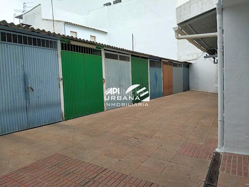 Foto 6f73267d-218b-4263-afbe-862672a17d26. Car parking in Centro Lucena