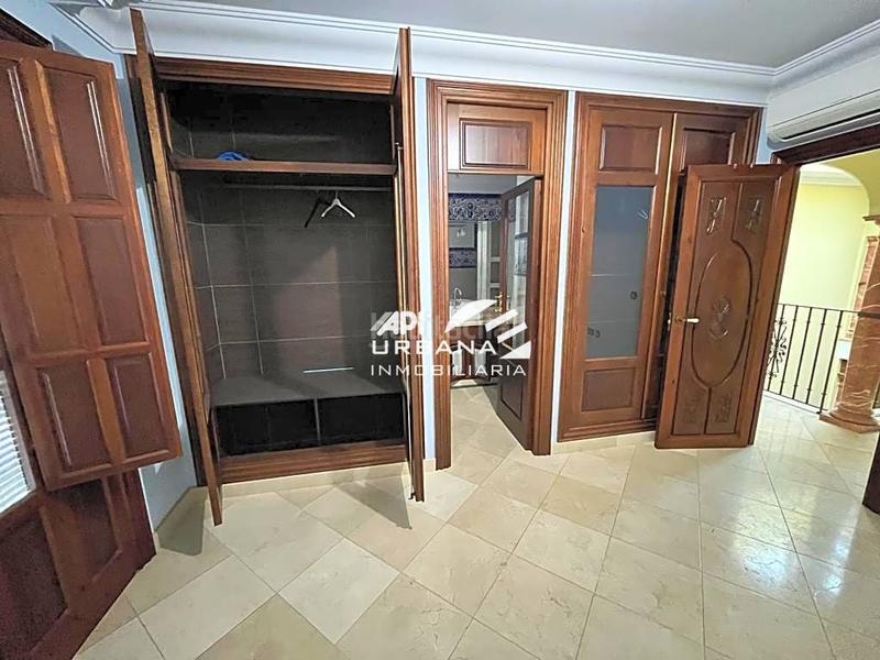 Foto 880002b0-c7cd-40cd-b825-23697524668a. House with heating in San Francisco Lucena