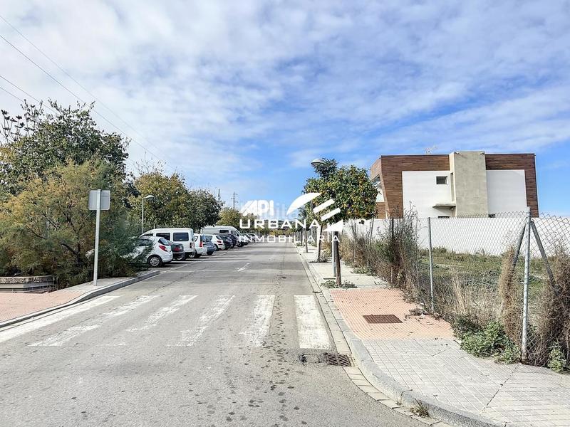 Foto 5b4f56f0-2f41-448b-8243-fc1dca38e800. Wohngrundstück in La Calzada Lucena