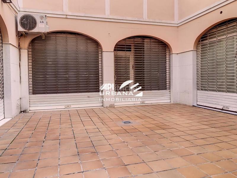 Foto 7cf6b395-cdd5-4382-baa6-edc8611a2692. Business premise in Centro Lucena