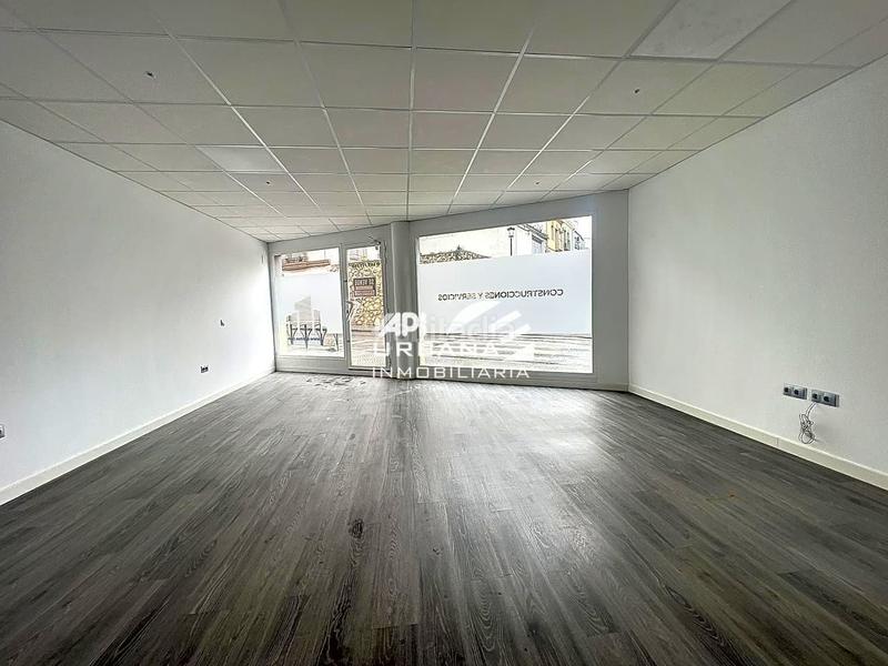 Foto b39de5b7-d460-4481-a1c7-1163a9b3b1c6. Geschäftsraum in Centro Lucena