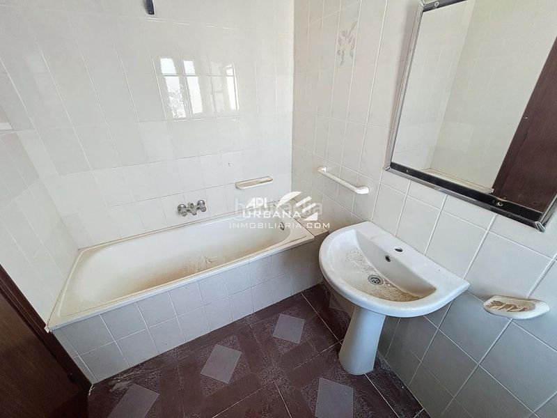 Foto 45cd6958-e883-4e8a-a809-9882158544c7. Casa a Baena
