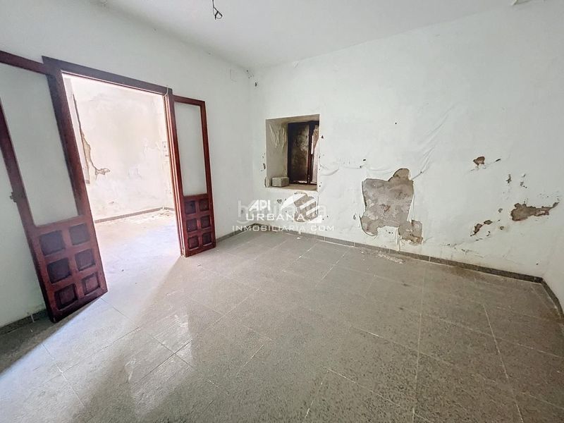 Foto eb93f717-323b-4748-b3f4-47e4e0d795fd. Casa a Baena