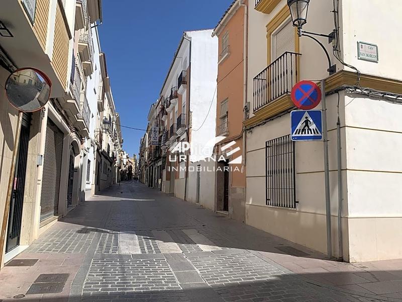 Foto cf6c6988-6e6e-4252-befd-3541810812b0. Wohngrundstück in Centro Lucena