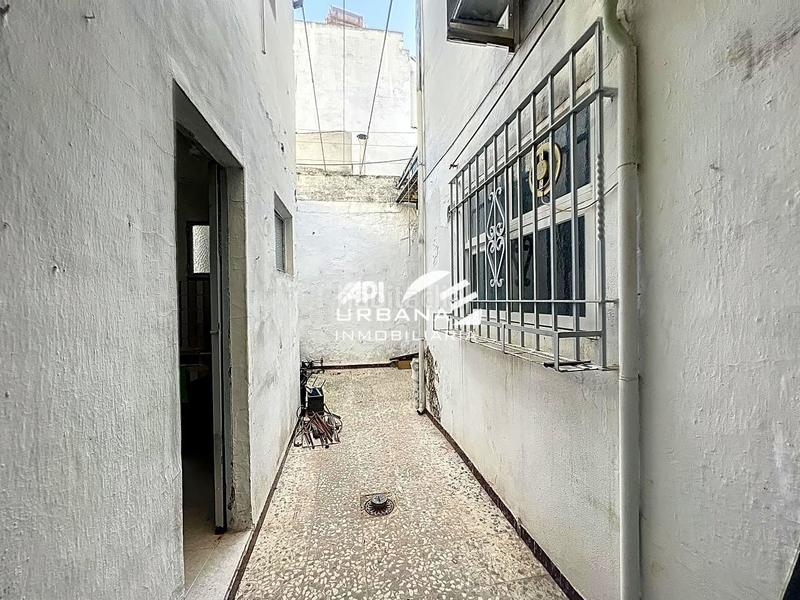 Foto f3ebca4e-7ed4-47d4-bfe6-2cb2752ad8c3. Casa amb aparcament a San Francisco Lucena