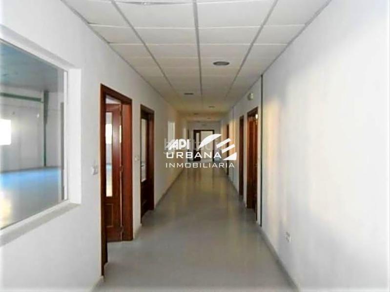 Foto 28a06a66-b6e4-4e59-b356-b5c38727b346. Bâtiment à usage industriel dans El Valle Lucena