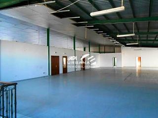 Industrial building in Córdoba Málaga, N-331 Km.74,8