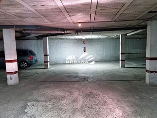 Parking coche  Plaza san miguel. Parking en venta en el centro de la localidad, perfecto para coc
