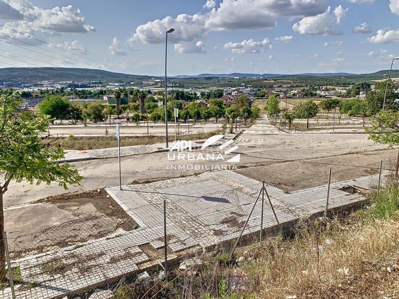 Foto a370dd80-6a58-400e-8d08-cff12ae9f722. Terreno residenziale in Poleares Lucena