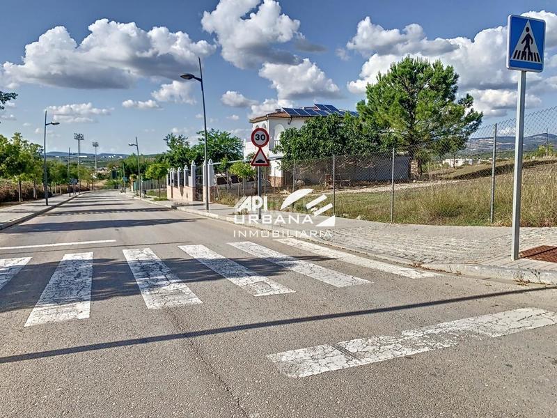 Foto e31e8029-0bcd-464c-adb3-20636e4a0ac2. Terreno residenziale in Poleares Lucena