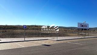 Terreno residencial  Calle pau1-el zarpazo vl2. Este terreno se encuentra en calle mirlo, 14900, lucena, córdoba
