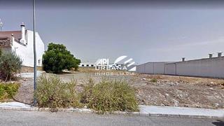 Terreny residencial  Calle del metal. Suelo urbano de uso industrial con una superficie de 2.125 m2 si