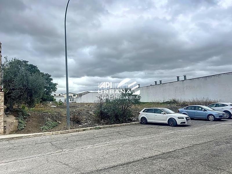 Foto c2116254-4ad6-46d3-90bf-b2b27e20875f. Terreny residencial a Poleares Lucena