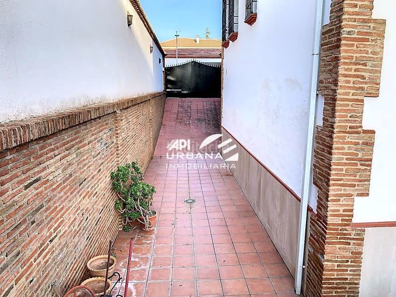 Foto a3b87cc4-4af6-4ec9-a70d-71e56adc393f. Casa amb piscina a El Carmen - La Barrera Lucena