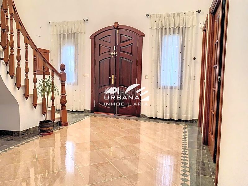 Foto e0f2e1a7-647b-47aa-9298-b6276c255568. Casa amb piscina a El Carmen - La Barrera Lucena