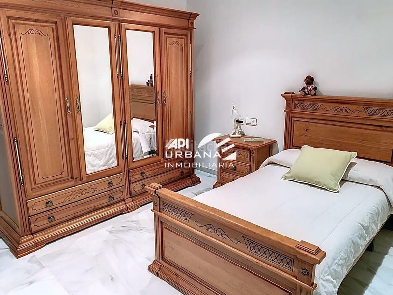 Foto 6bed1429-a7de-4b77-a07d-91cd706bd48b. Casa amb piscina a El Carmen - La Barrera Lucena