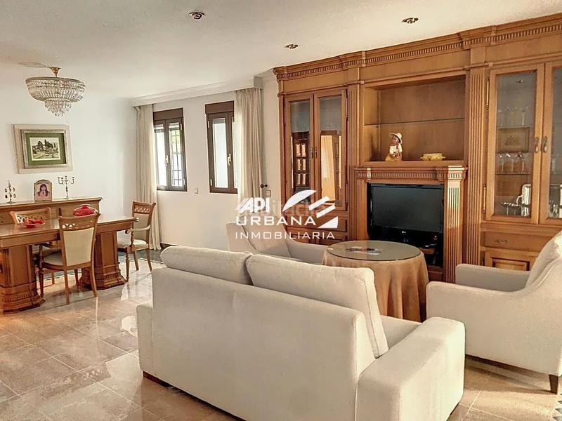 Foto 6ff1f143-f9b5-4726-90d4-e83fa2f9bd04. Casa amb piscina a El Carmen - La Barrera Lucena