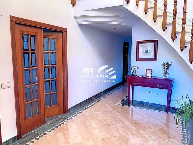 Foto b0c85fb7-f5f7-4e56-b515-0eff9c170936. Casa amb piscina a El Carmen - La Barrera Lucena