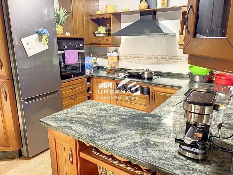 Foto dfd441b9-b71c-4588-92a1-29492ac5c79c. Casa amb piscina a El Carmen - La Barrera Lucena