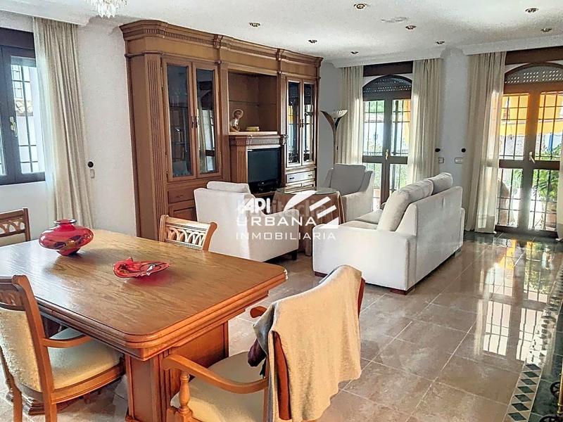 Foto f5a7460a-512f-4da0-8a84-cdcd39d790e1. Casa amb piscina a El Carmen - La Barrera Lucena