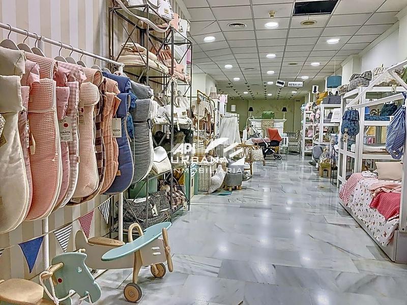 Foto 60d1996a-9642-4f4a-9979-9b298376b879. Affitto locale commerciale in San Francisco Lucena