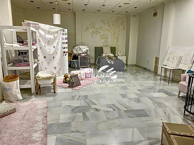 Foto 990680ed-61f2-4348-b7d2-cd9c2556e381. Affitto locale commerciale in San Francisco Lucena