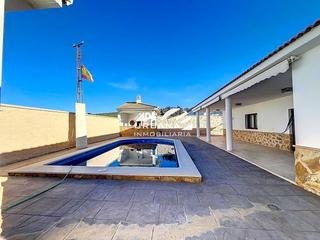 Casa  Calle pp. Magnifico chalet en venta en campo de aras, lucena, córdoba.