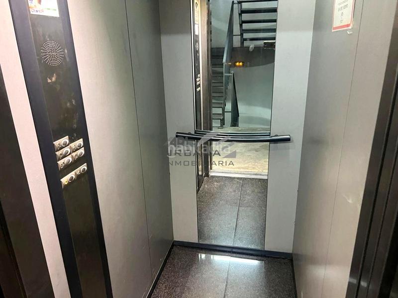 Foto fe91b144-b094-409a-8315-56135b8decc7. Parking voiture dans Las Tinajerías - Juderías Lucena