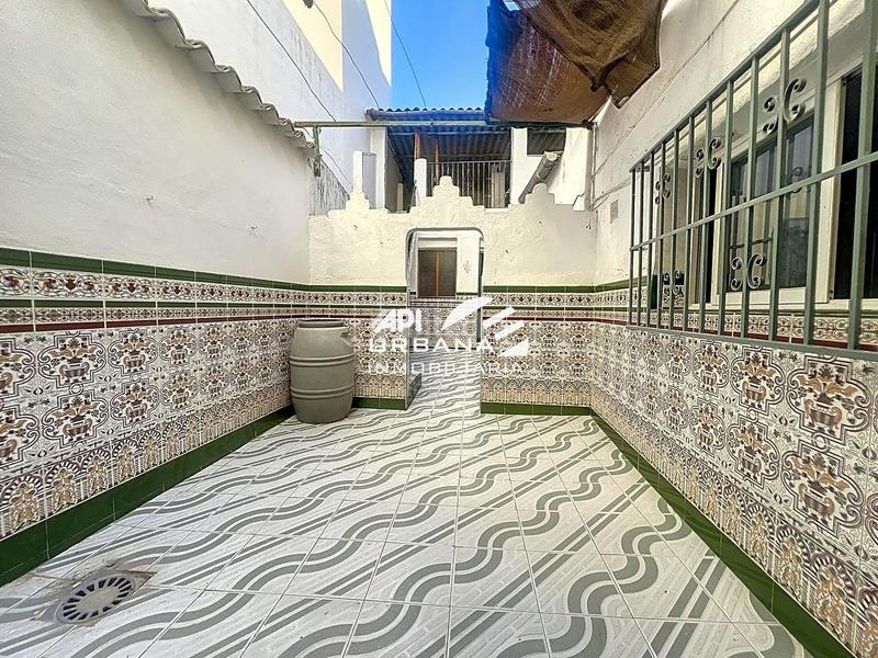 Foto 05a74cc9-63d8-4756-b9e9-9343d3436066. Casa in Poleares Lucena