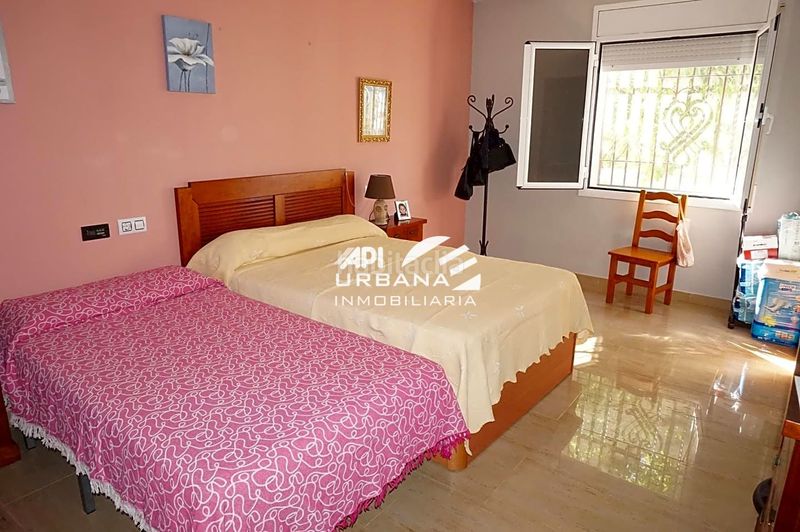 Foto 5ed02099-9369-45f3-aa48-74aae53495df. Casa amb piscina a San Francisco Lucena