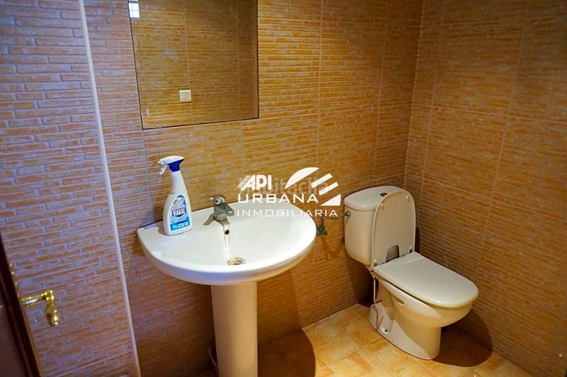 Foto 65f5c6b5-6d2f-49ab-86b6-17594cb2e13c. Casa amb piscina a San Francisco Lucena